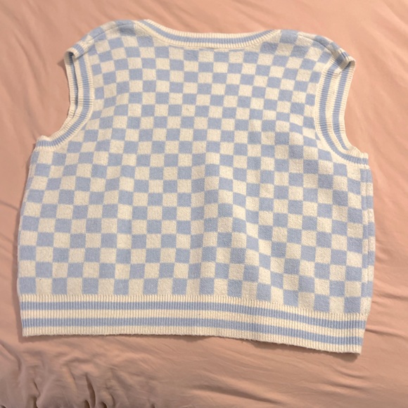 ABOUND Sweater Vest - Picture 3 of 4